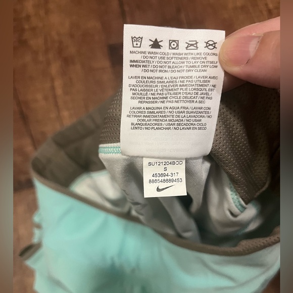 Nike Dri-FIT Gray and Aqua Athletic Skort Size S - Picture 7 of 9